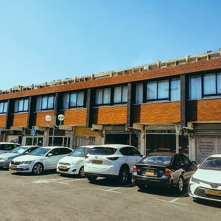 Unique Hotel 아슈도드 외부 사진